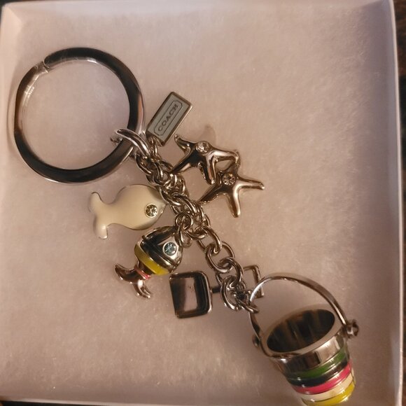 COACH - Pave Fish/Starfish Bucket Keychain/Purse Charm. Brand New.  Vintage - Picture 3 of 7
